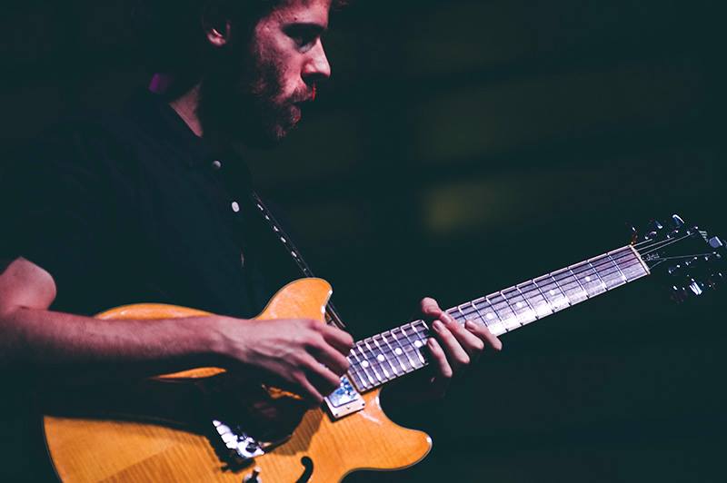 Moon presents Diego Rodriguez’s Faz