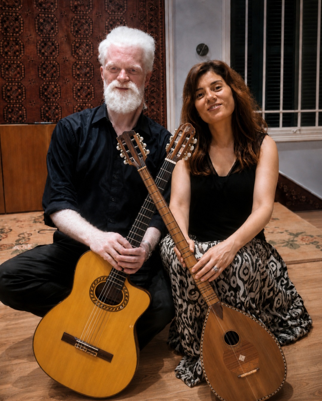 Moon presents Hanan and Joe, Buzuq and Guitar night ليلة بزق وغيتار
